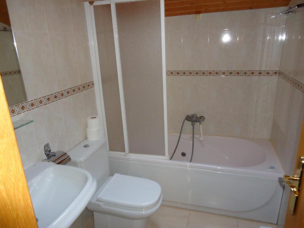 Hotel Silos 2000 Santo Domingo De Silos Δωμάτιο φωτογραφία