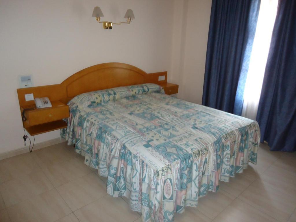 Hotel Silos 2000 Santo Domingo De Silos Δωμάτιο φωτογραφία